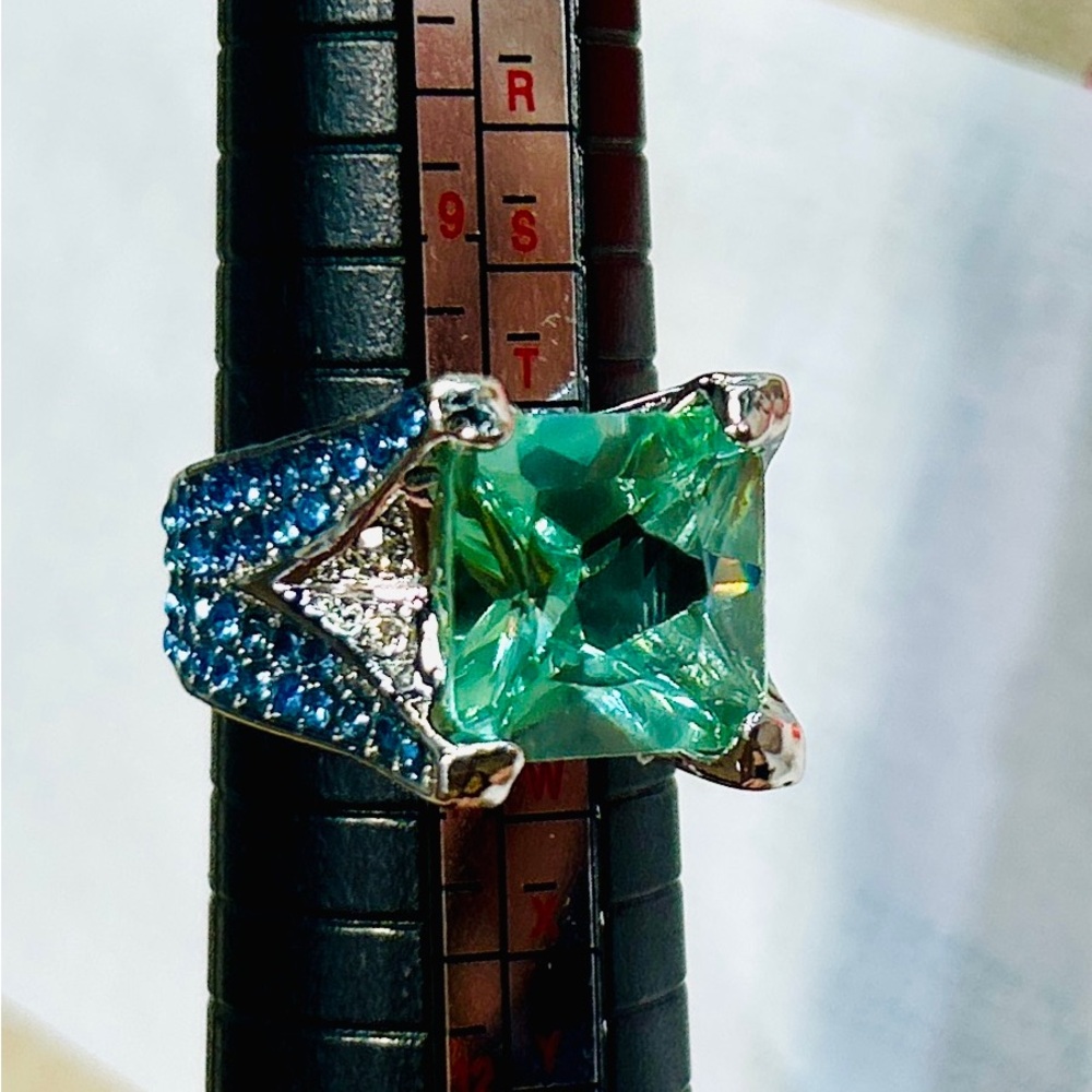 Ring Sz10 Silver with Green and Blue Gemstones along with white topaz sparkle